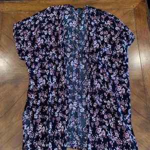 Black floral cardigan/kimono